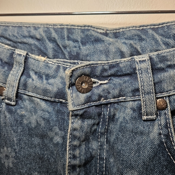 Floral Patterned Blue Jeans - Picture 5 of 12